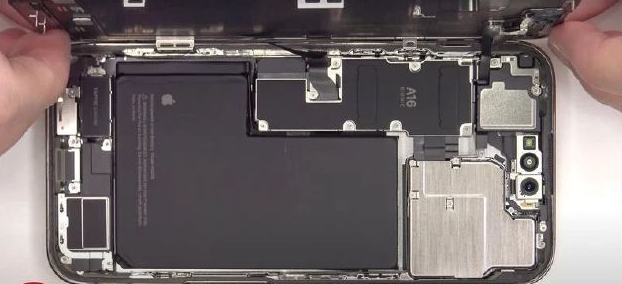 保山苹果14维修分享看iPhone 14 Pro Max拆解 