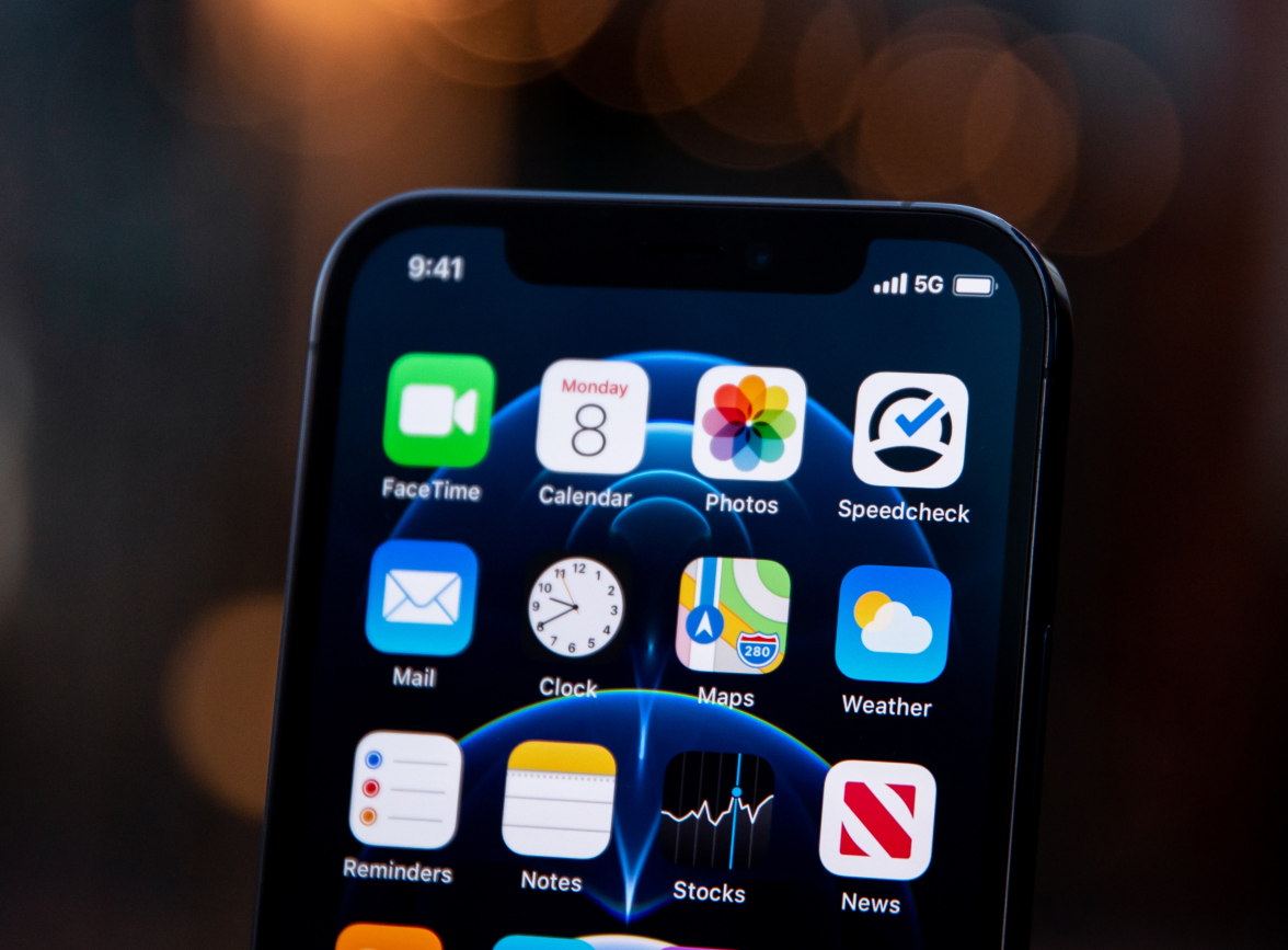 保山苹果手机维修分享为什么 iPhone 12 在冬季会自动关机 